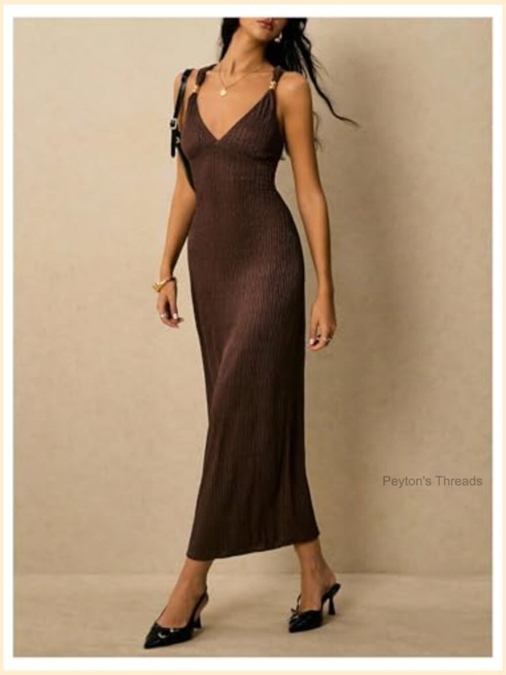 Backless V-Neck Bodycon Maxi Dress with Cap Sleeves - Picture 3 of 6